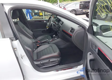 2017 Volkswagen Jetta Gli z USA, uszkodzony, nr VIN 3VW4T7AJ5HM339478